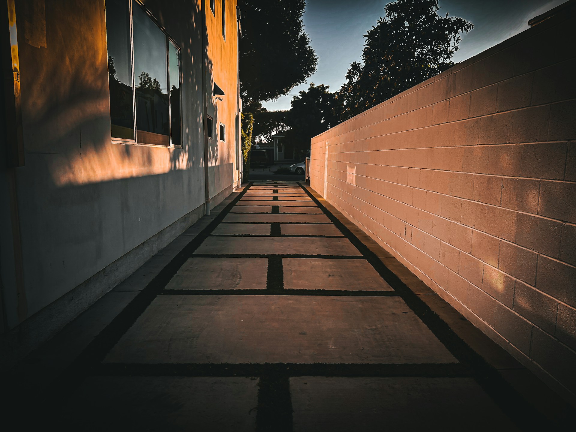 Walkway concrete installation in Pittsburgh